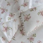 Housse de couette fleurie Flower Fall 220x240 cm en voile de coton