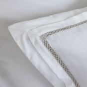 TAIE DE TRAVERSIN DOLLY SATIN DE COTON BRODE